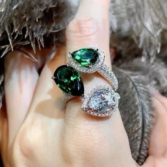 adjustable Jewelry - Sterling Silver Elegant Triple Stone Statement Ring - GreenWhite Teardrop Design